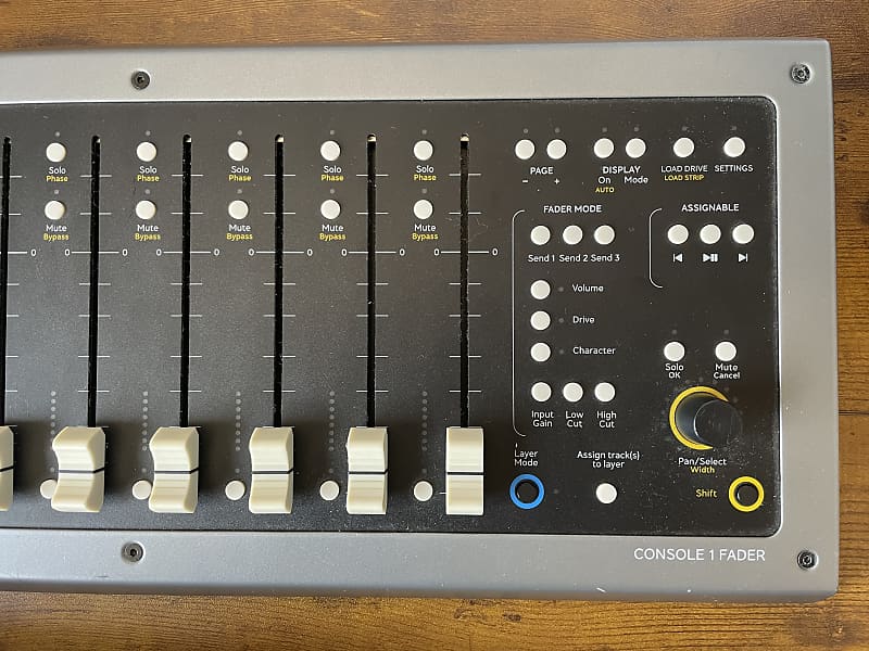 Softube Console 1 Fader USB DAW Control Surface | Reverb Softube Console 1 Fader USB DAW Control Surface | Reverb