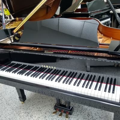Yamaha C3 Grand Piano 6’1 Black Polish image 3