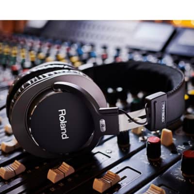 ROLAND RH300 monitor headphones closed type image 2