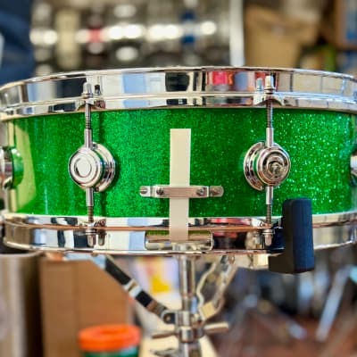 Camco RARE Vintage Oaklawn 14x5 Green Sparkle Snare Drum | Reverb