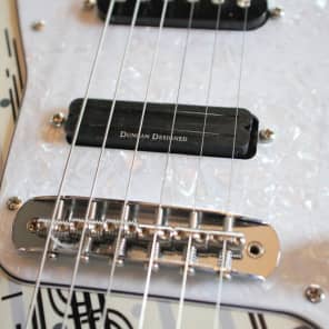 ギター MAMI JAZZMASTER PEARL WHITE Stratomaster SCANDAL Mami artist model Squier Jazzmaster 