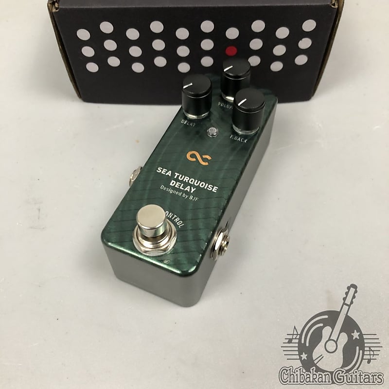 One Control Sea Turquoise Delay Guitar Effect Pedal [Near | Reverb