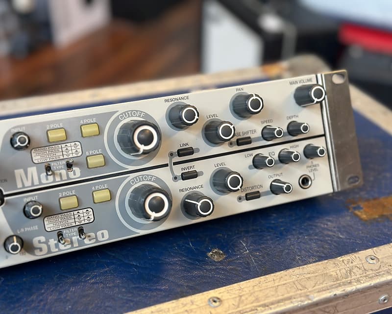 AKAI MFC42 Analog Filter Module | Reverb