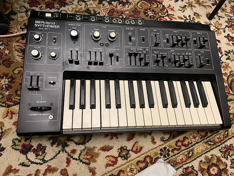 Roland SH-1 ヴィンテージ・アナログ・シンセサイザー 1978年製 Roland SH-1 ヴィンテージ・アナログ・シンセサイザー 1978年製 Roland
