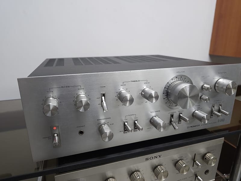 Pioneer SA-9500II Amplifier Recapped Operational.  			