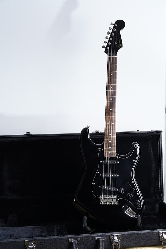 Tokai ST60 Springy Sound 1982 Stratocaster - Black (Not Fender)