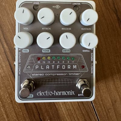 Platform  Stereo Compressor/Limiter - Electro-Harmonix