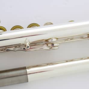 YAMAHA YFL-212 Flute with Silver Made Headjoint Made in