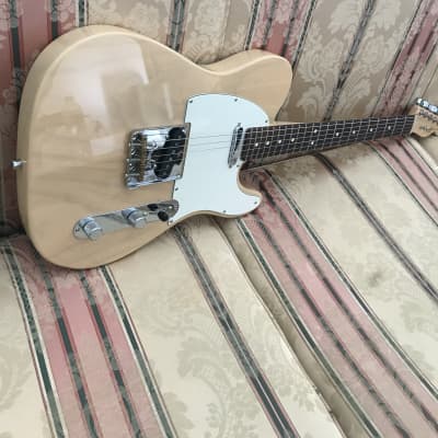 2019 Fender American Pro Telecaster LTD Lightweight Honey  Blonde Rosewood image 8