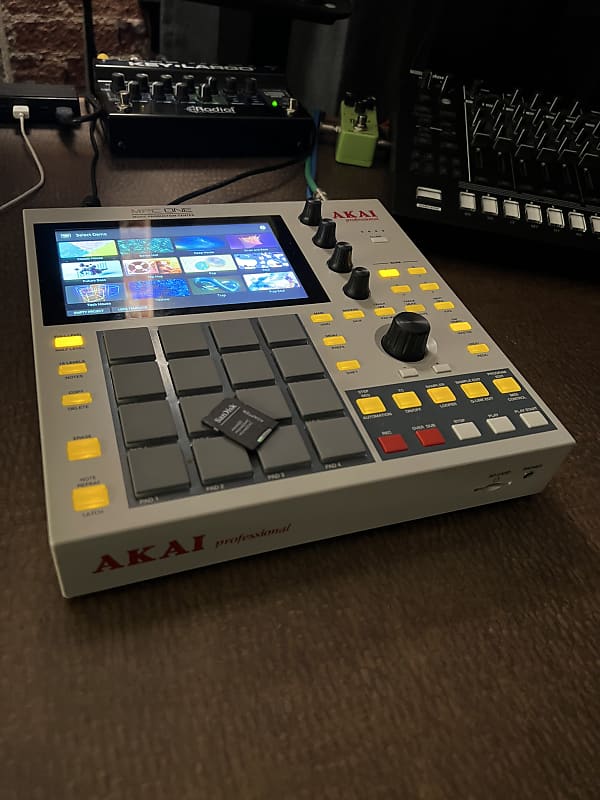 Akai MPC One Standalone MIDI Sequencer Retro Edition | Reverb