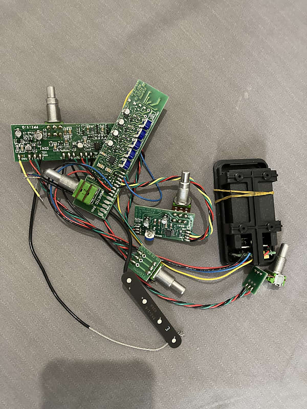 Fishman Bass piezo preamp parker fly Washburn Reverb