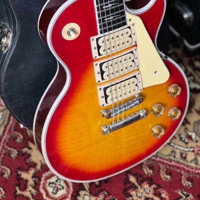 Gibson Ace Frehley Signature Les Paul Custom 1997 - Cherry Sunburst image 3