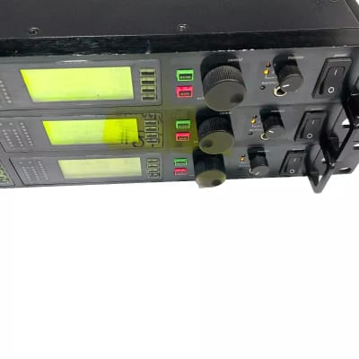 Shure UR4D+ Dual H4 Wireless Receiver W/(2)UR2 Handheld Transmitters #2418 (One) image 3