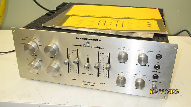 Marantz 1970 Model 30 Stereo Amplifier - Sun Valley - Historical Model  			