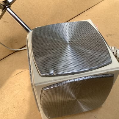 Grundig Audiorama 700 hifi cube vintage speakers / amazing design image 3