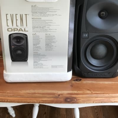 Event Opal Powered Studio Speakers Black image 7