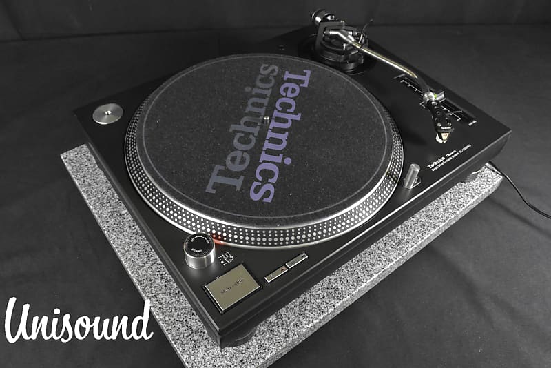 Technics SL-1200MK5 Black direct drive DJ turntable in Very Good