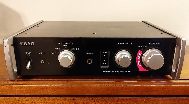 TEAC HA-501 Headphone Amplifier - Damping Factor - Black