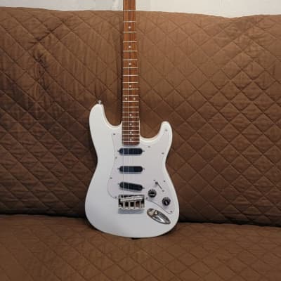 Eastwood MODEL S Solid Alder Body Bolt-on Maple Neck 4-String Tenor Electric Guitar w/Gig Bag image 2
