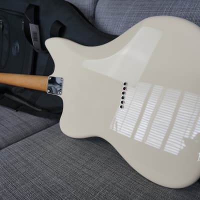 Fender Alternate Reality Series Electric XII 2019 White Pro Set up image 13