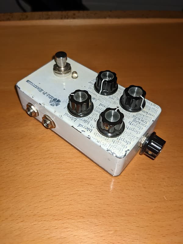 mid-fi electronics Clari(not)FUZZ 【JOSH仕様のファズ