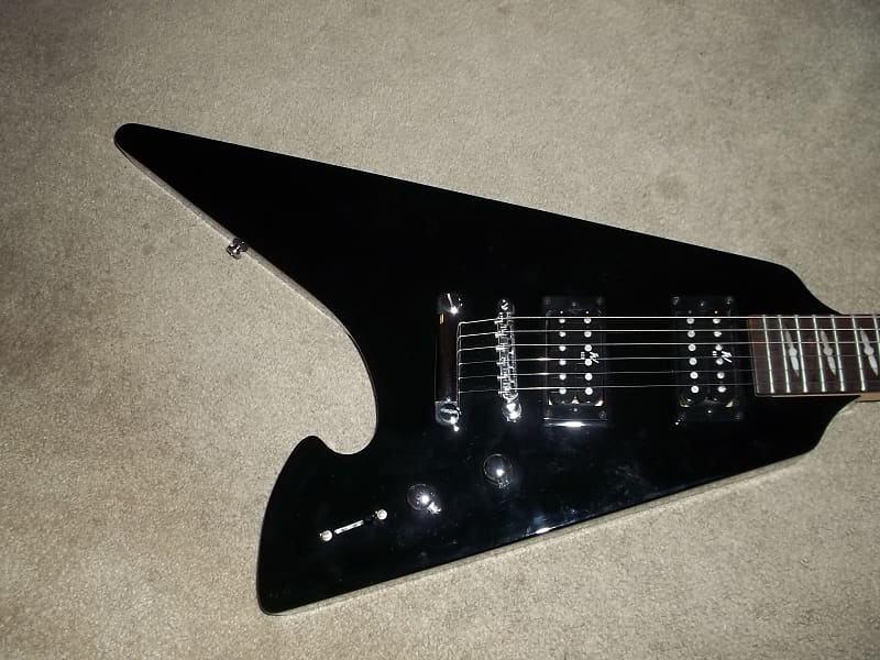 Washburn PT-60 MIK Feiten Flying V