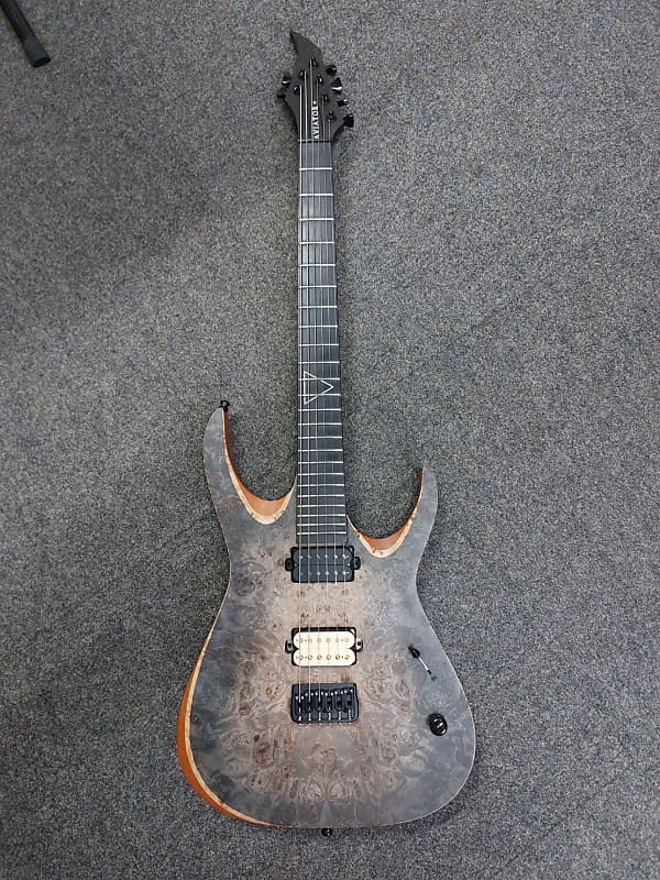 Aviator Guitars Predator 6 2018 Poplar Burl / Charcoal Burst Finish