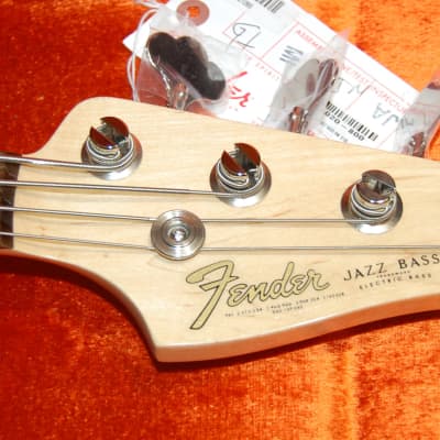 New Old Stock 2017 Fender American Vintage '64 Jazz Bass 3 Tone Sunburst Authorized Dealer OHSC image 12