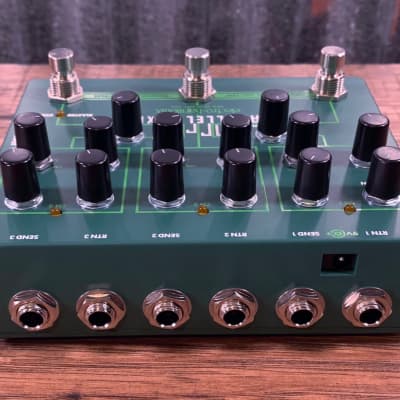 Electro-Harmonix EHX Triparrallel Mixer 3 Effect Loop Switcher Mixer Guitar Bass Pedal image 6