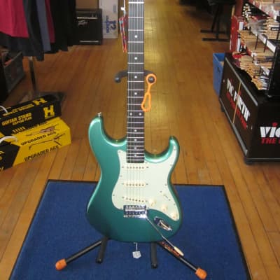 Tagima TG-500-MSG-DF/MG  TW Series Electric Guitar Metallic Surf Green w/ FREE Musedo T-2 Tuner! image 10