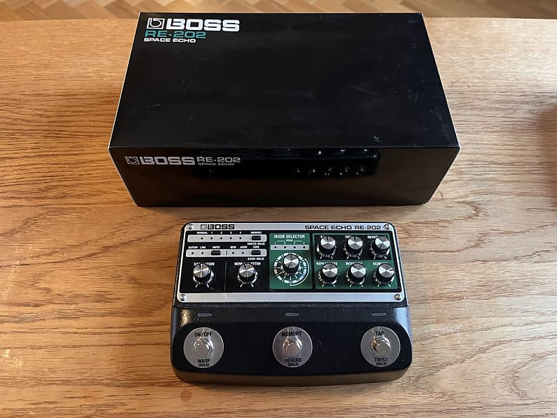 Boss RE-202 Space Echo