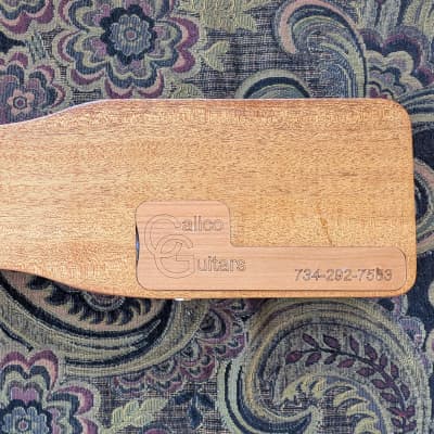 Calico Guitars Headless Lap Steel 2025 - Mahogany and Maple - Lollar P90 Pickup - 20" Scale - With Padded Gig Bag image 5