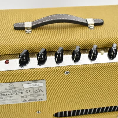 Fender Blues Junior Lacquered Tweed LTD C12N image 4