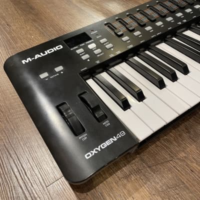M-Audio Oxygen49, USB MIDI Keyboard Controller image 4