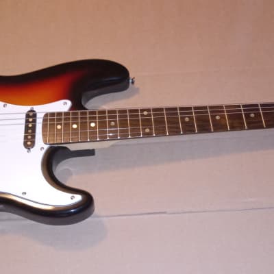 Pignose Electric Guitar w Seymour Duncan Dimarzio Pups Sunburst Stratocaster image 9