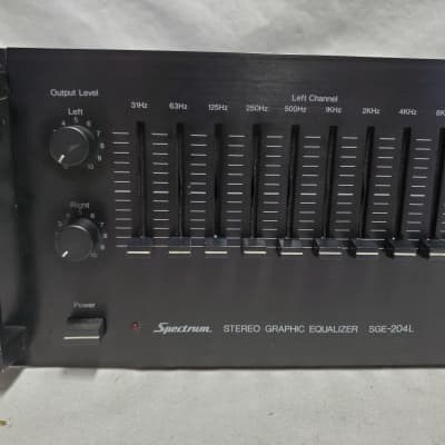 Spectrum SGE-204L Stereo Graphic Equalizer #770 Good Used Working Condition image 2