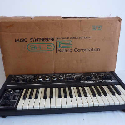 Roland SH2 - Serviced