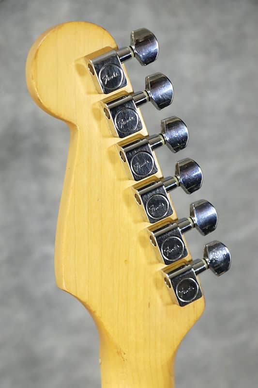 Fender Mexico Standard Stratocaster (S/N:MN626780) (08/10