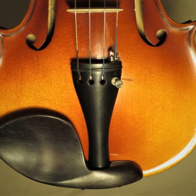 1/2 Size Suzuki No. 280 (Intermediate) Violin, Nagoya, Japan - Full Outfit image 7