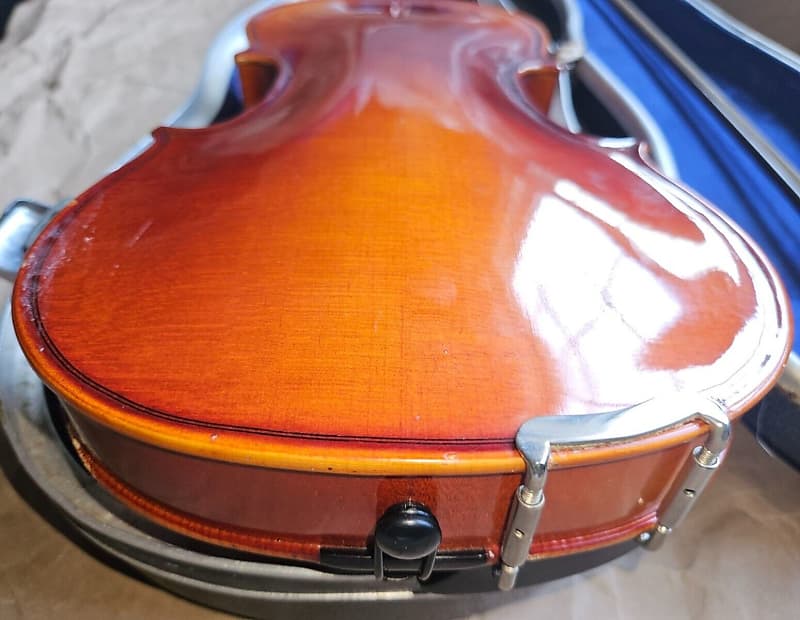 Suzuki No. 230 (3/4 Size) Violin, Japan, 2014 w/ case & bow