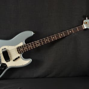 Fender 62 Reissue Jazz Bass Ice Blue Metallic image 1
