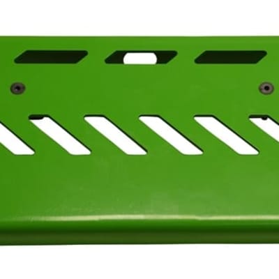 Gator Cases GPB-LAK-GR Green Aluminum Pedal Board; Small w/ Carry Bag image 3