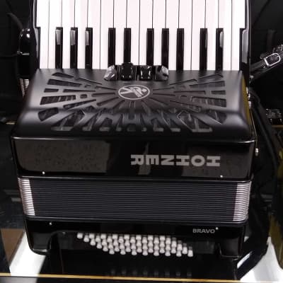 Hohner Bravo II 48 Bass Piano Accordion Black image 1