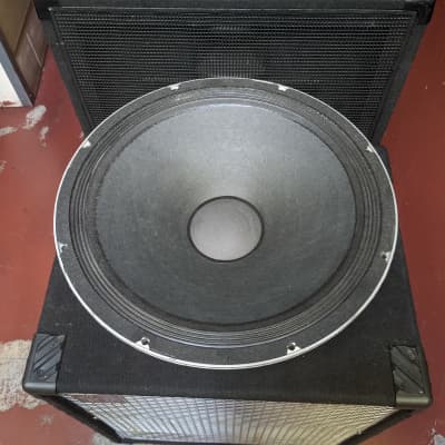 Classic 1990s Peavey 18" Black Widow 8 Ohm Bass Guitar Speaker/Woofer - Looks And Sounds Great! image 4