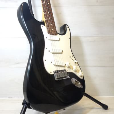 ギター Fender USA Deluxe Stratcaster Plus Fender Deluxe Stratocaster HSS Plus Top Electric Guitar with