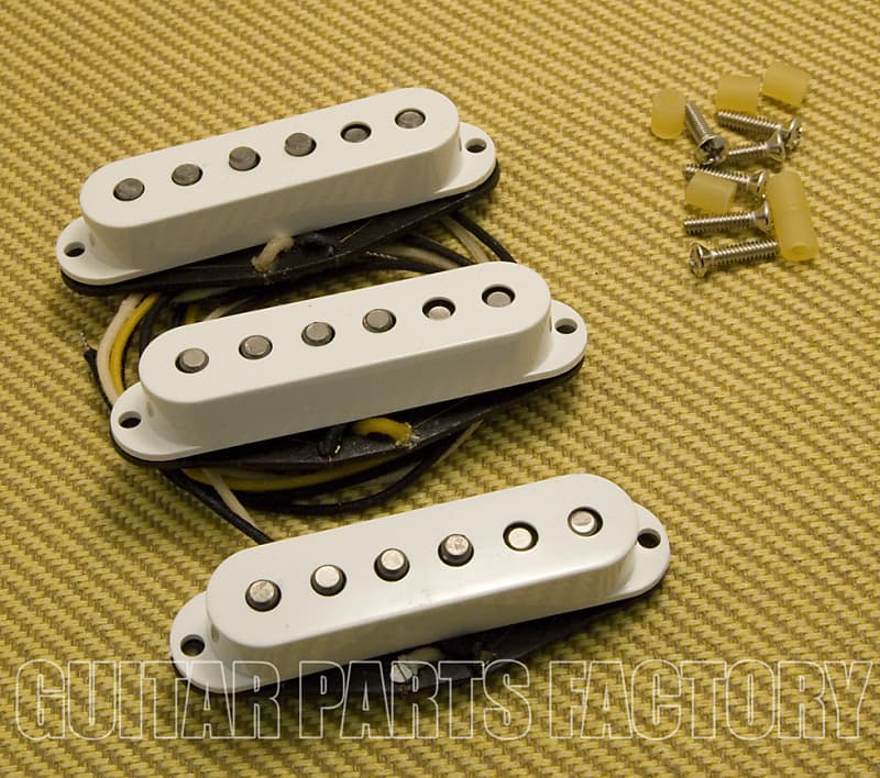 099-2265-000 Fender Fat '60s Stratocaster Guitar 3 Single Coil Pickup Set Alnico 2 image 1