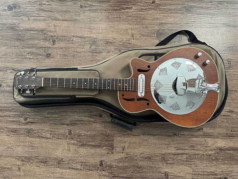 Carlo Robelli Mahogany Biscuit Lipstick Pickup Resonator Reverb