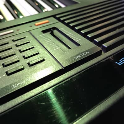 Teclado sintetizador vintage Roland E20 image 4