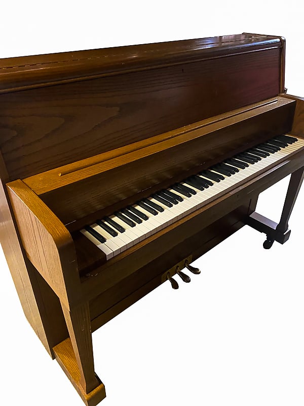 Classic 46'' upright piano Kawai model UST-7 image 1