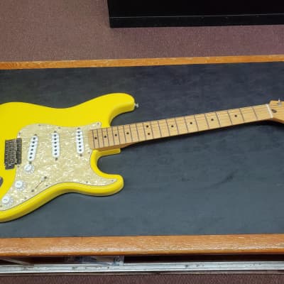 Fender Deluxe Powerhouse Stratocaster | Reverb